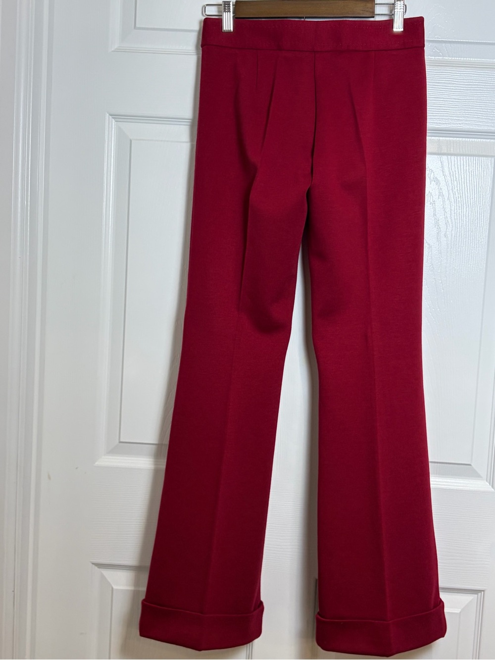 BCBGMAXAZRIA Cherry Red Tailored Cuffed Flare Pants Size 0 - Picture 4 of 13